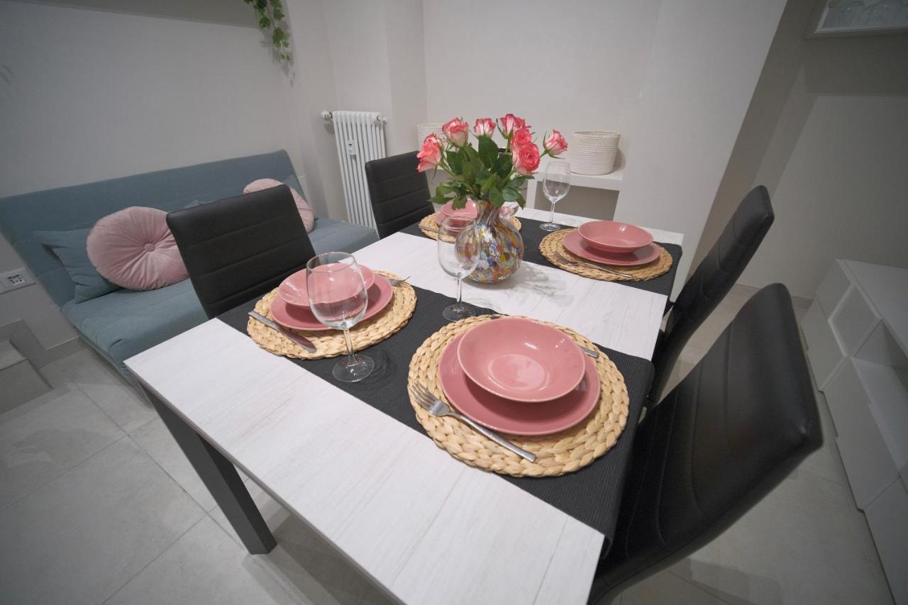 Appartamento Moderno ❴ 300 Mt. Da Porta Nuova ❵ Turim Exterior foto